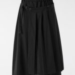 Pantaloni fusta