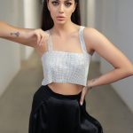 Top Lilly